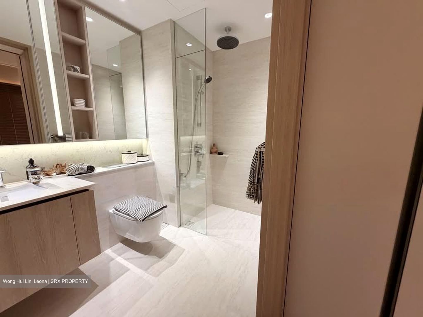 Media Circle (D5), Apartment #593553471